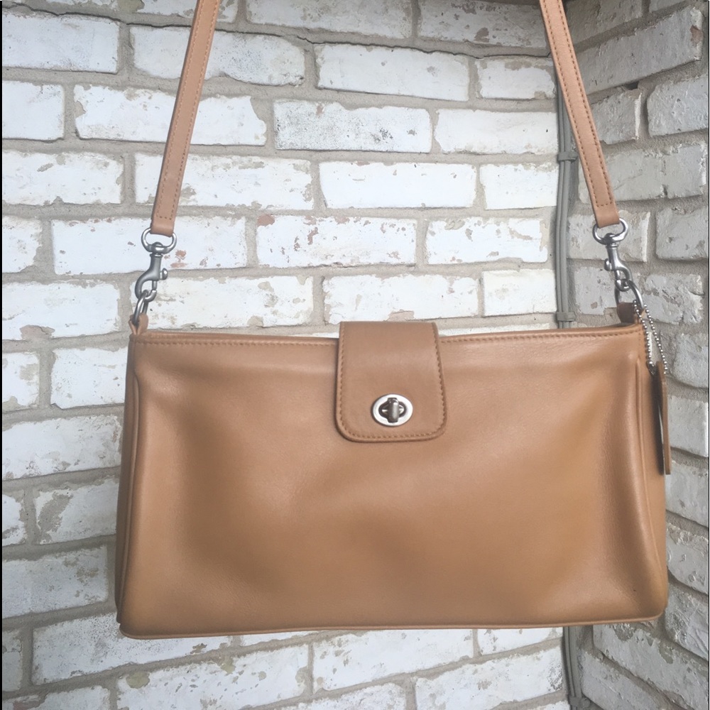 Coach 9818 Crossbody/Clutch/Shoulder British Tan